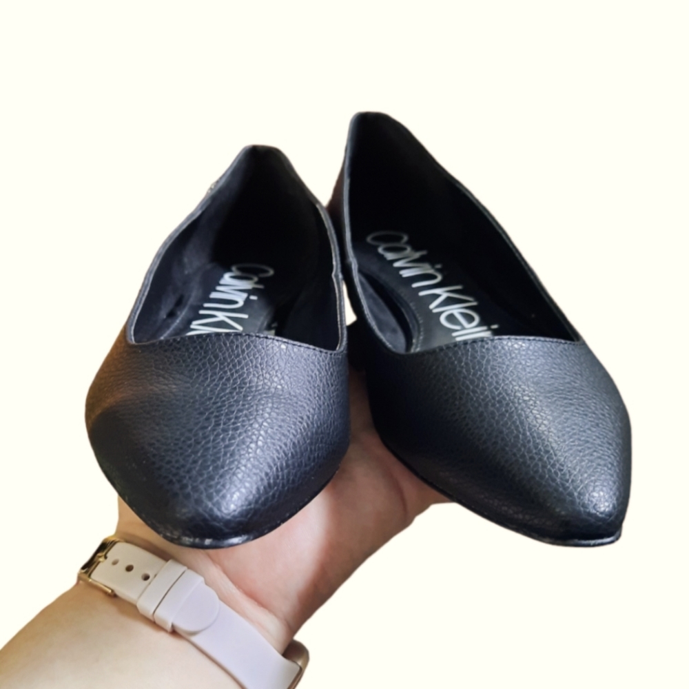 Calvin Klein Emerin Slip On Flats Dress Shoes Point Toe Pebbled Leather Black - Picture 5 of 10